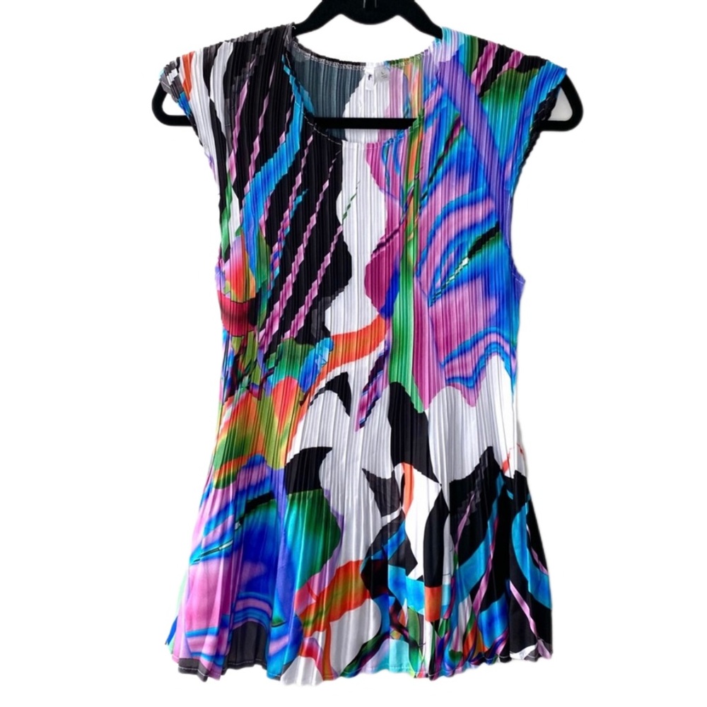 Milano Women’s Multicolor Pleated Sleeveless Top
